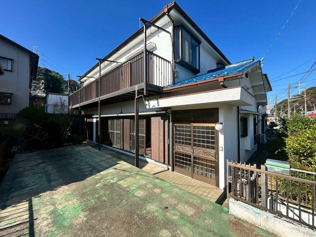 LINE_ALBUM_横須賀市粟田2丁目_251203_1